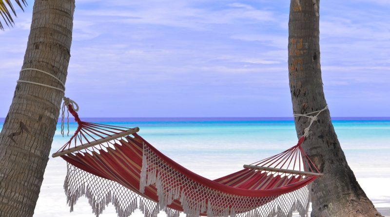 Valise pour les Caraïbes : La Checklist Complète des Indispensables